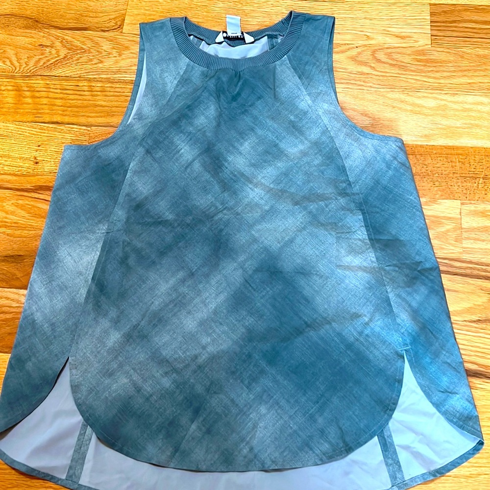 Athleta Tank top